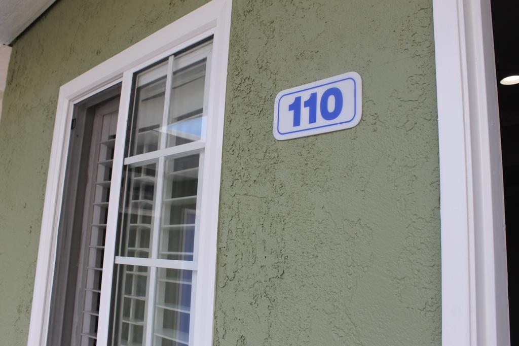 Town House Motel Lynwood Dış mekan fotoğraf
