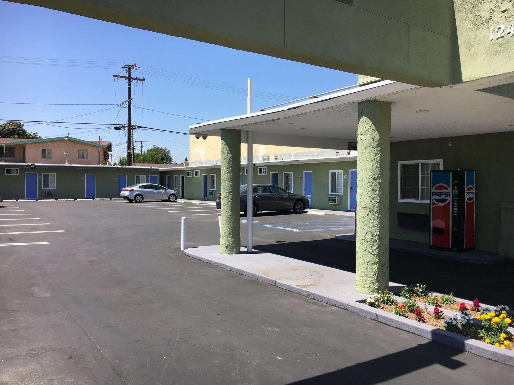 Town House Motel Lynwood Dış mekan fotoğraf